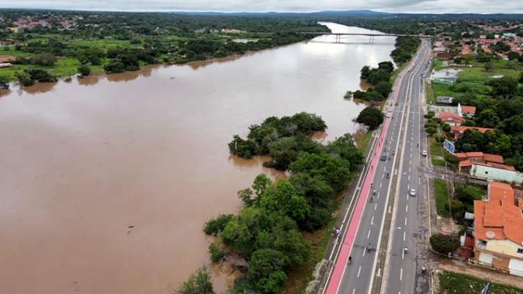 Nível do rio Parnaíba sobe e atinge cota de atenção em Floriano, alerta CPRM
