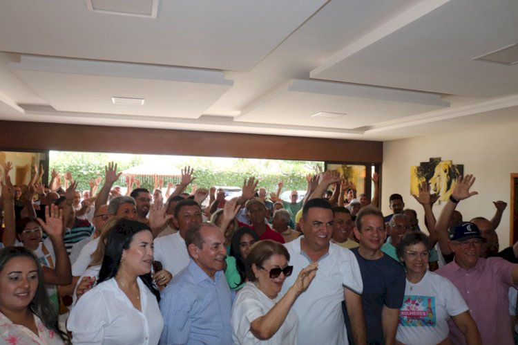Fotos da reunião do Senador Marcelo Castro com pré-candidatos a vereadores da base de apoio a Rogério Castro