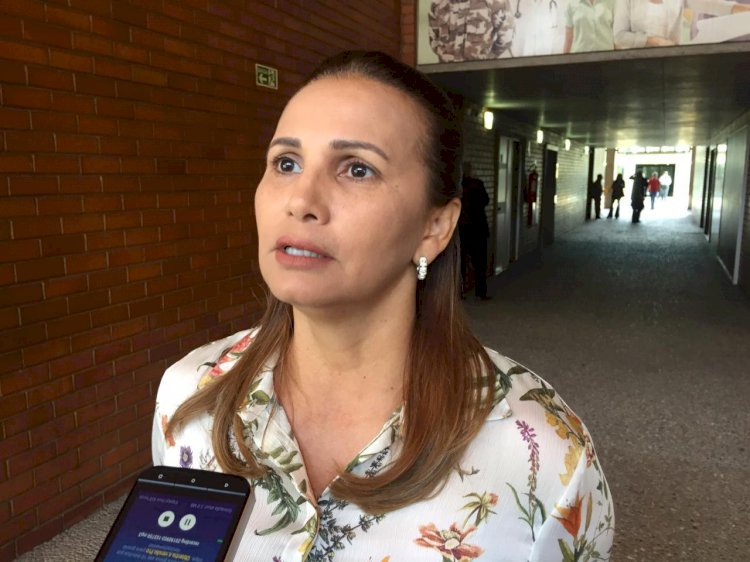 Descontrole da prefeita Carmelita Castro repercute mal na imprensa de Teresina