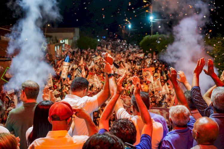 Comício de Rogério Castro em São Vitor reúne multidão e confirma liderança do candidato na zona rural